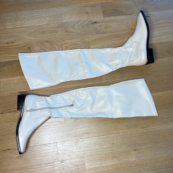 Schutz Over the Knee Leather Boots Guily Eggshell Square Toe NWOB Size 6.5 - Picture 8 of 11